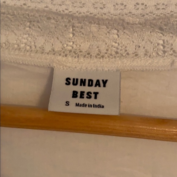 Sunday best blouse - Picture 3 of 3